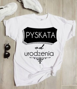 koszulka z napisem 