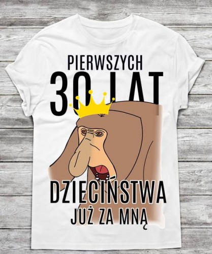 KOSZULKA NA 30 Z NOSACZEM.jpg