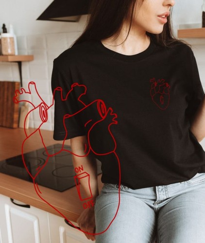 KOSZULKA Z SERCEM.jpg