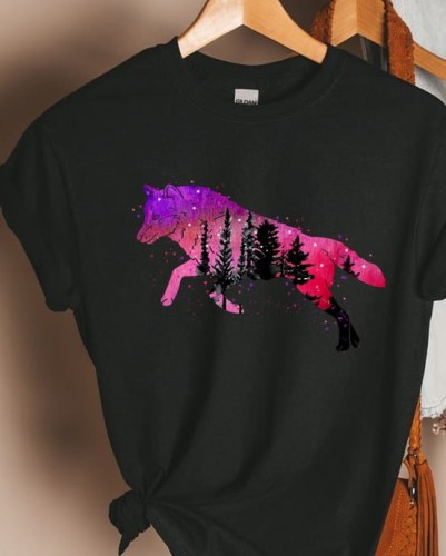 KOSZULKA DAMSKA Z WILKIEM.jpg