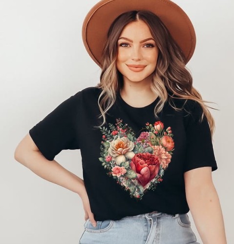 czarna koszulka z sercem10.jpg