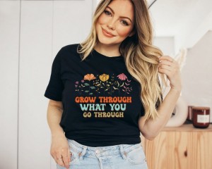 damska czarna koszulka z krótkim rękawkiem