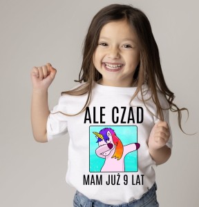 KOSZULKA NA 9 URODZINY Z JEDNOROŻCEM.jpg