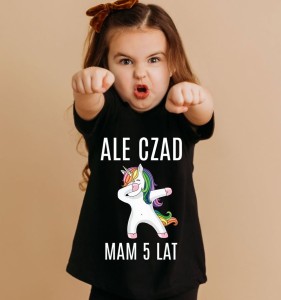 KOSZULKA NA 5 URODZINY DLA DZIEWCZYNKI Z UNICORNEM.jpg