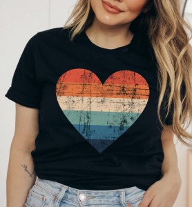 KOSZULKA DAMSKA Z SERCEM.jpg