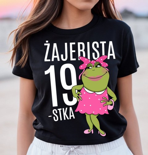 KOSZULKA NA 19 URODZINY DLA KOLEŻANKI NA PREZENT.jpg