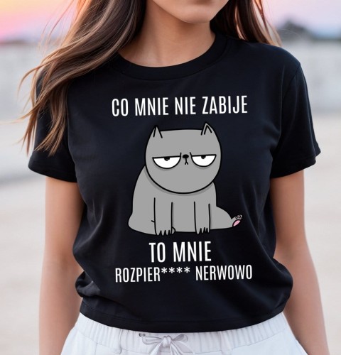 KOSZULKA CO MNIE NIE ZABIJE.jpg