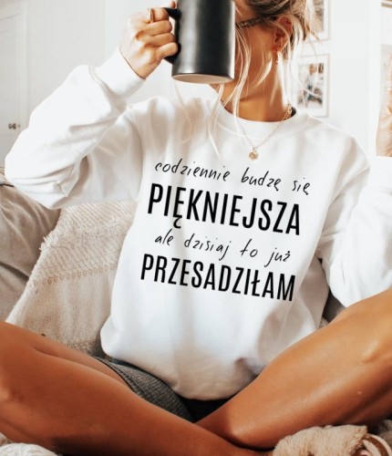 BLUZA DLA DZIEWCZYNY NA PREZENT.jpg