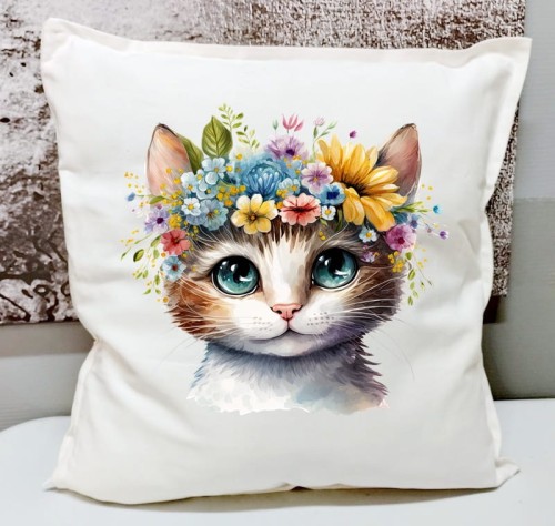 FAJNA PODUSZKA Z NADRUKIEM KOTA.jpg