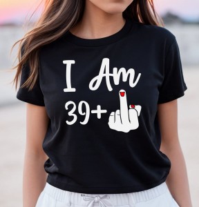 ŚMIESZNA KOSZULKA NA 40 DLA KOLEŻANKI.jpg