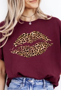 Koszulka damska usta panterka burgundowa