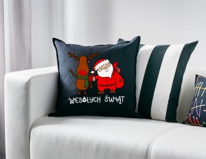 świąteczna poduszka z reniferem na prezent m.jpg