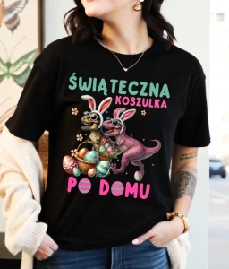 świąteczna koszulak po domu.webp