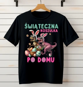świąteczna koszulka po domu.webp