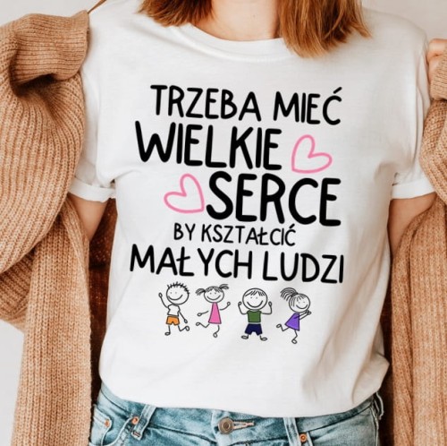 koszulka dla nauczycielki na dzień kobiet.jpg