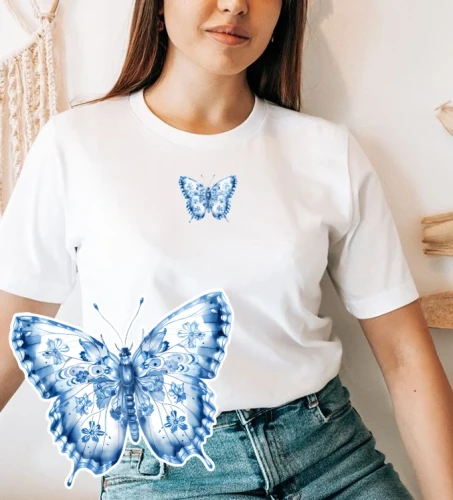 KOSZULKA ZE ŚMIESZNYM NADRUKIEM MOTYL.webp