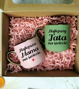 ZESTAW PREZENTOWY DLA MAMY I TATY - NAJLEPSZA MAMA NA ŚWIECIE NAJLEPSZY TATA NA ŚWIECIE.jpeg