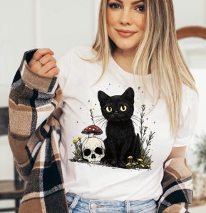 Damska biała koszulka z czarnym kotem 