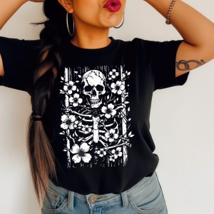 Damska czarna koszulka z czaszką