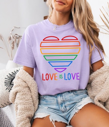 Koszulki love is love.jpg