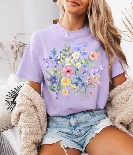 Fiołkowa koszula damska z nadrukiem kolorywych kwiatów.jpg