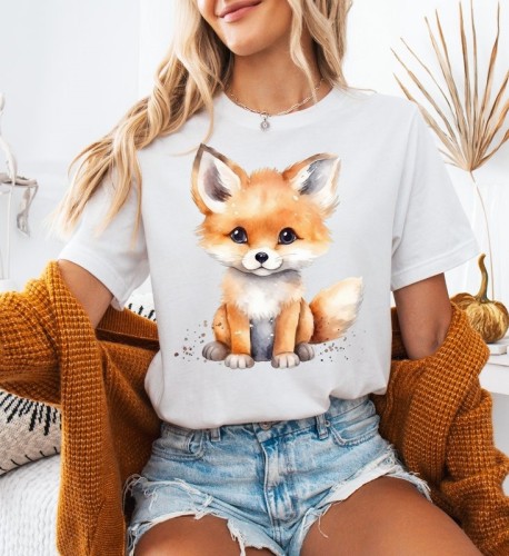 Biała damska ksozulka z lisem.jpg