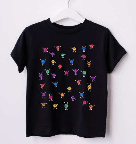 Koszulka dla dziecka na dzień kropki - w śmieszne kropki.jpg