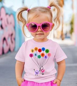 Różowa koszulka w kropki dla dziewczynki na dzień kropki  -wzór kropki33