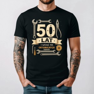Męska koszulka na 50 urodziny - 50 LAT I WCIĄŻ NA ORYGINALNYCH CZĘŚCIACH n.jpg