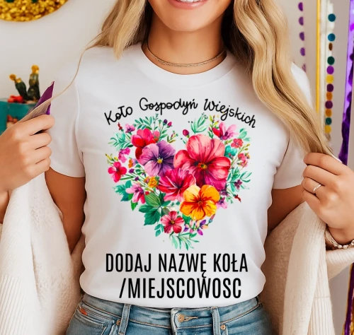 Koszulka dla koło gospodyń wiejskich z sercem w kwiaty - z nazwą koło gospodyń wiejskich .webp