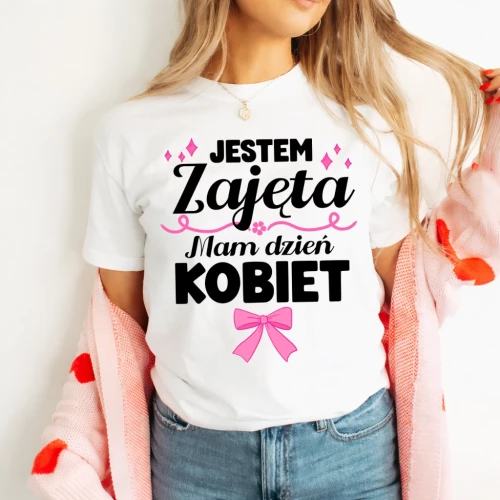 Damska koszulka na prezent na Dzień Kobieta - jestem już zajęta mam dzień kobiet.webp