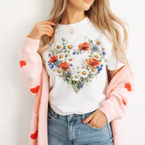 DAMSKA KOSZULKA W SERCE - wzór serce119