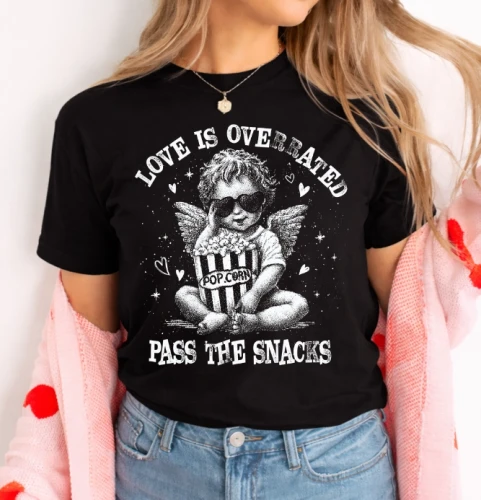 Damski t-shirt na co dzień z aniołkiem KOSZULKA.webp