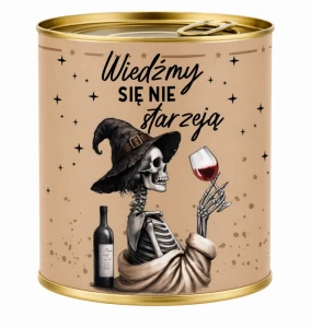 Pakowanie koszulki w puszkę na urodziny ''Wiedźmy się nie starzeją''