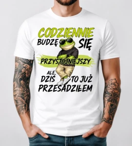 Męska koszulka na prezent dla chłopaka - CODZIENNIE BUDZĘ SIĘ PRZYSTOJNIEJSZY (ŻABA)