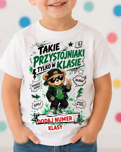 Koszulki na Dzień Chłopaka z numerem klasy.webp