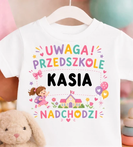 KOSZULKA DLA DZIECKA DO PRZEDSZKOLA Z IMIENIEM.webp