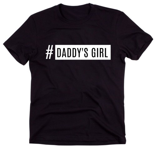 Czarny Klasyczny T-shirt "#DADDY'S GIRL"