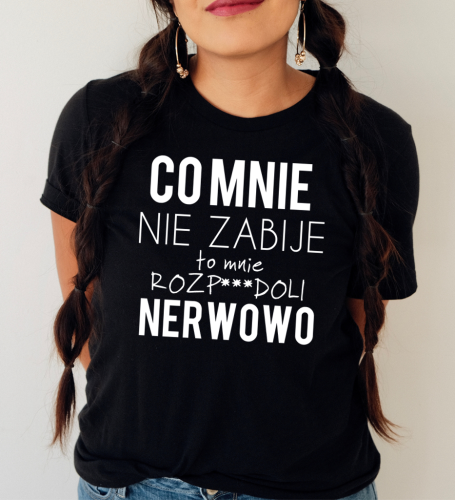 Koszulki i bluzki plus size z nadrukiem – jak łączyć wygodę z unikalnym stylem?